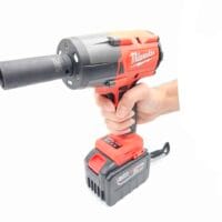 بکس-شارژی-سوپر-صنعتی-طرح-میلواکی-مدل-MV02