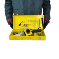 اتو-لوله-سبز-کوچک-1500-وات-با-لوازم-اینتیمکس-مدل-0720