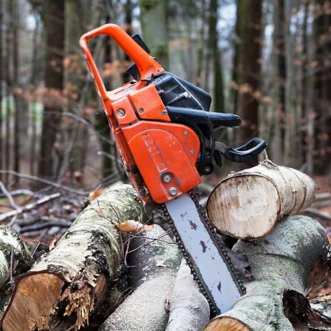 chainsaw